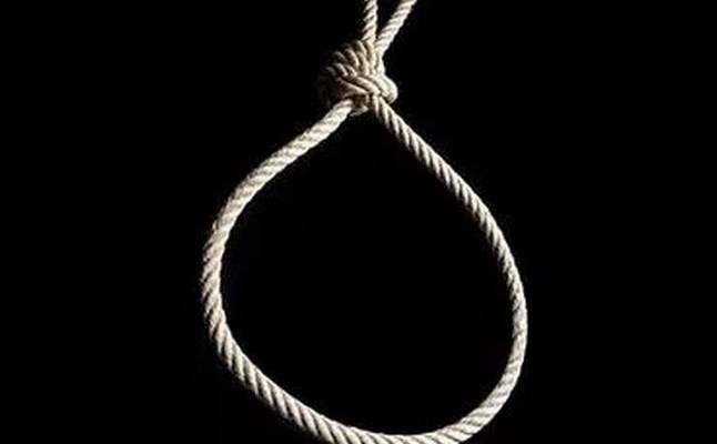 21-Year-Old Girl Threatens to Commit Suicide in Freetown For Missing WASSCE