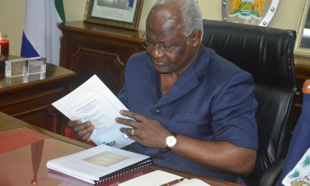 UNIMAK Student Writes President Koroma, Warns Him on Third Term Agenda