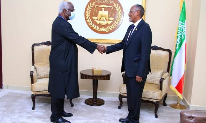 Former President Koroma Bids Farewell After Observing Somaliland Elections