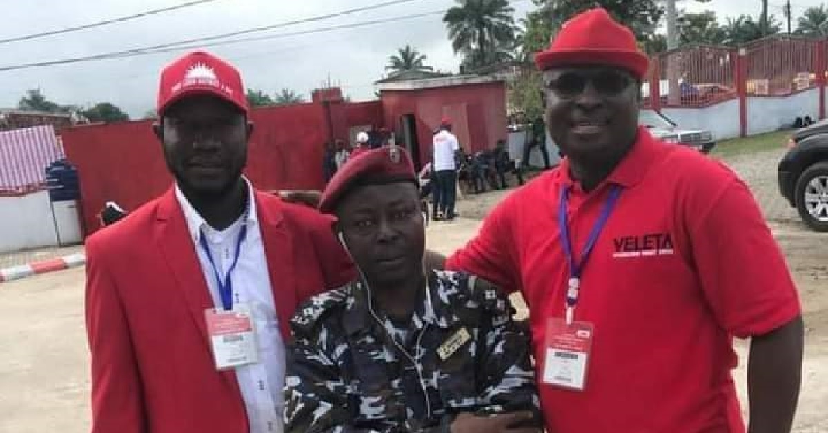 Sierra Leone Police Inspector Suspended For Taking Photo With APC Supporters