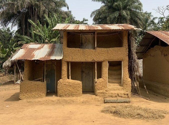 Man Shares Photo of a Storey Building Built in Sierra Leone by An Engineer Who Has no Certificate 