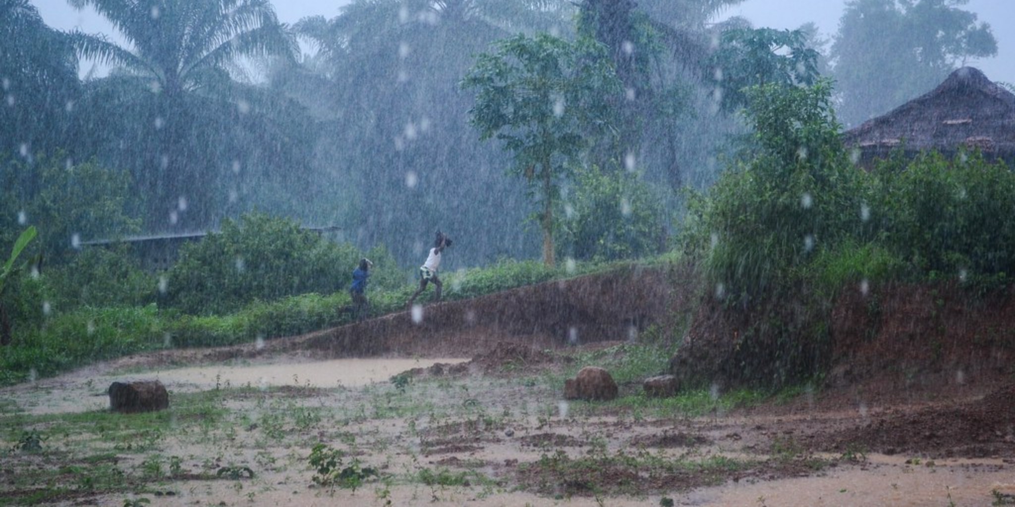Heavy Rains And Hailstorm Destroy Roofs, Buildings in Kenema