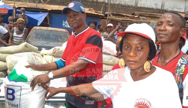 Samura Kamara Boosts Neglected Fire Victims of Kolleh Town With Building Materials And Food Items