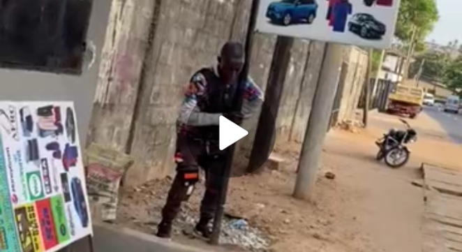 Okada Rider Abandons His Bike, Spotted Acting Drama on The Road After Taking Kush