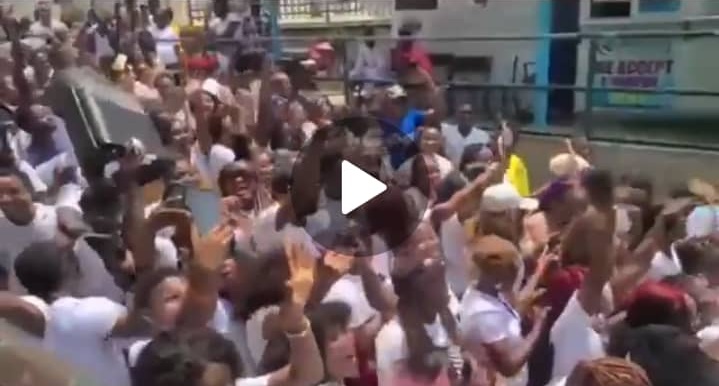 IPAM Final Year Students Sing And Jubilates After Taken Final Exams