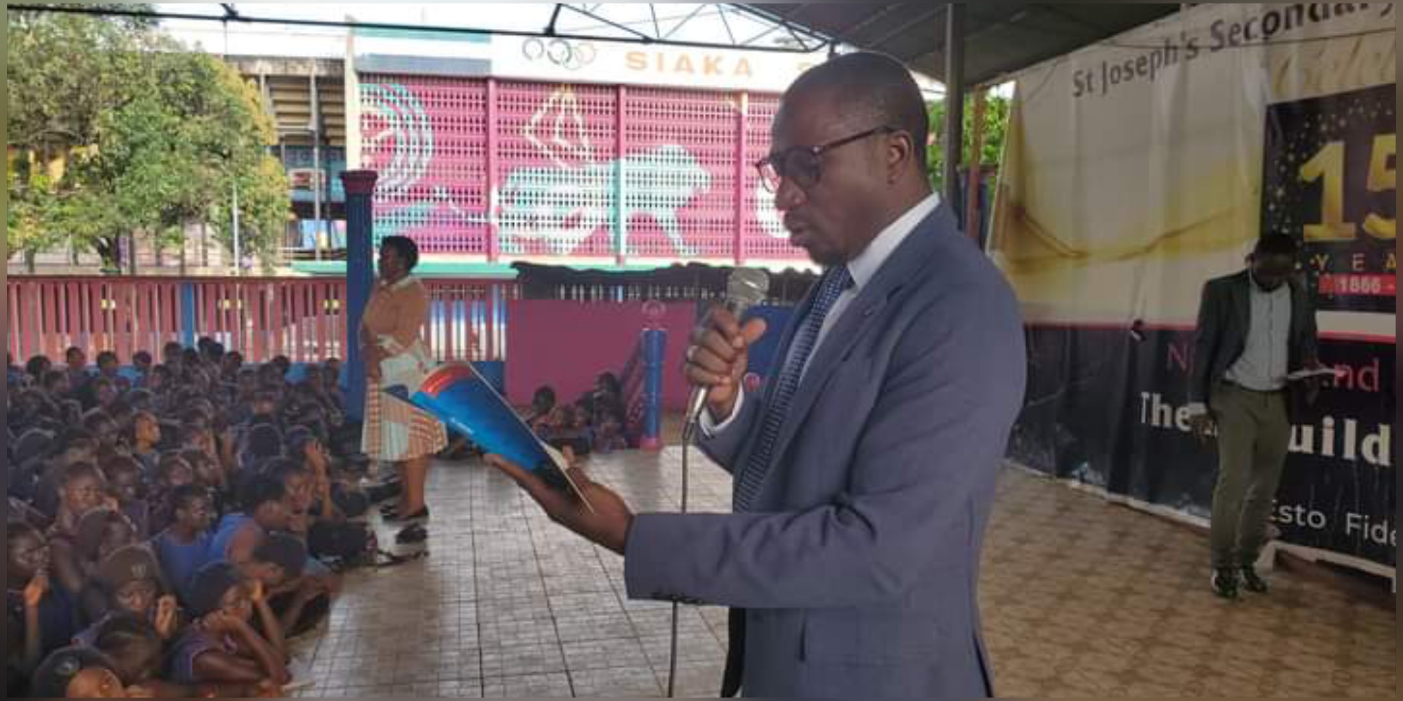 Africa Child’s Day: UBA Executive Director Mohamed Samoura Delivers Inspiring Presentation on Embracing Culture of Reading to Secondary Schools in Freetown