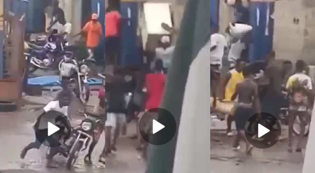 Desperate Thugs Spotted Looting Police Office During August 10 Protest (Video)