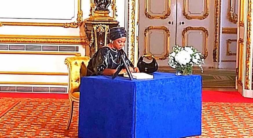 First Lady Fatima Bio Attends Queen Elizabeth II’s Funeral, Pays Last Respect