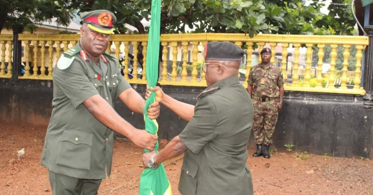 Outgoing 3 Infantry Brigade Commander Hands Over Office to His Successor