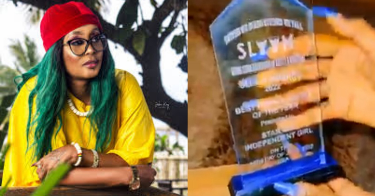 Star Zee Shows Off Collection of Her 2022 Awards