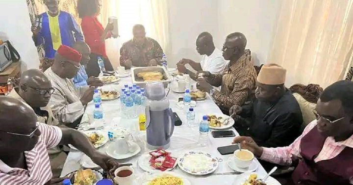 9 APC Presidential Aspirants Have Breakfast Together in Makeni