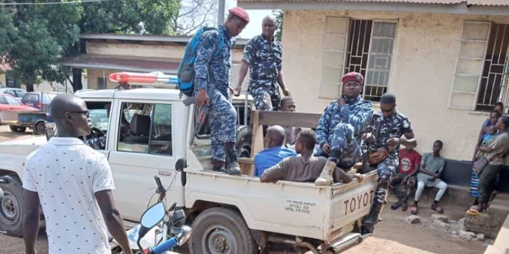 Five Fugitives Arrested in Guinea Over Attempted Coup Extradited to Sierra Leone