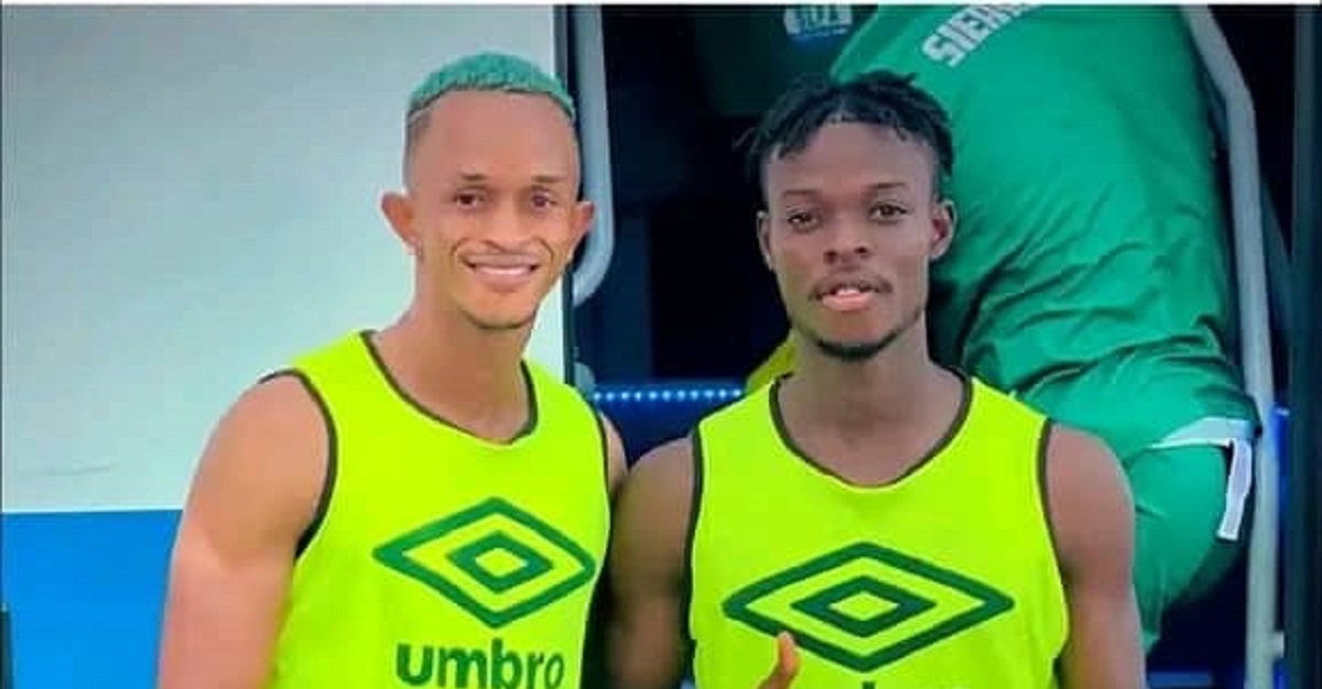 Stunning Photo Captures Prince Barrie And Daniel Karim Looking Confident Ahead of Nigeria’s Encounter