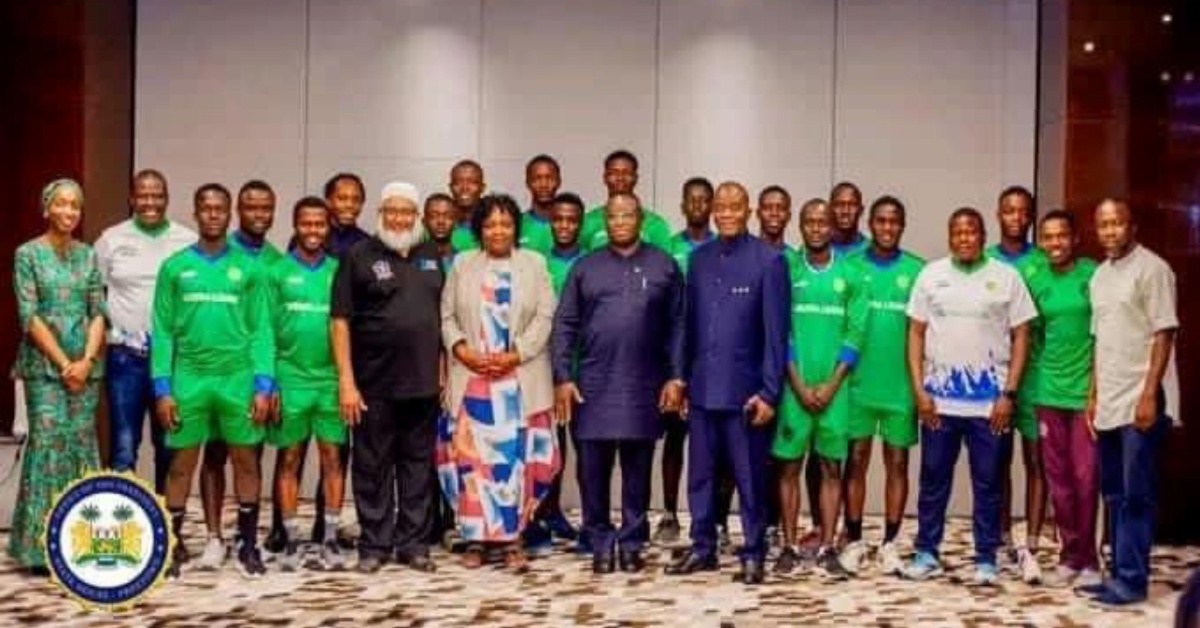 President Bio Meets With Sierra Leone U-19 Cricket Team in Tanzania