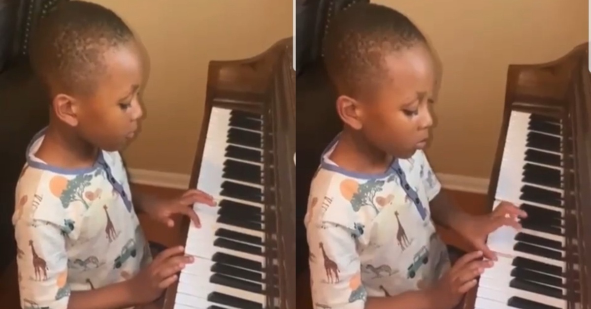 6-Year-Old Boy Plays Sierra Leone National Anthem With Piano