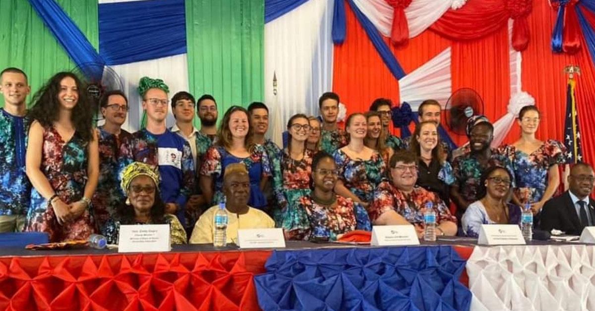 US Embassy Swears in 18 New Peace Corps Volunteers