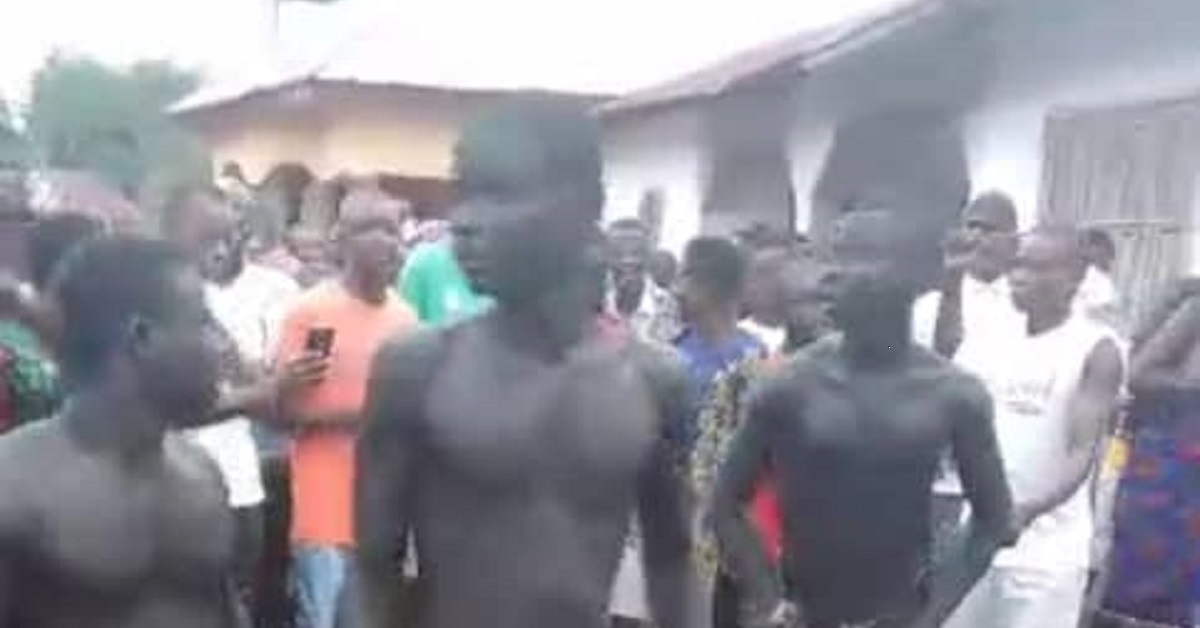 Three Men Stripped Unclad For Stealing Groundnut in Petifu, Yoni Chiefdom