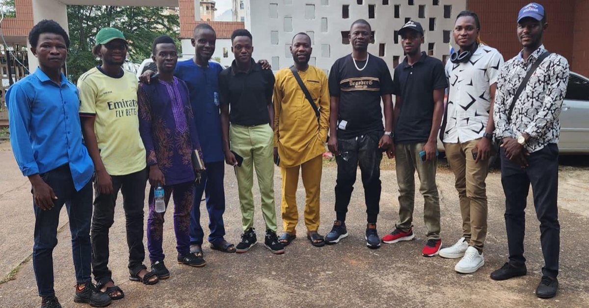 Sierra Leonean Bloggers’ Hold Maiden Meeting Amidst Drizilik Diss Controversy