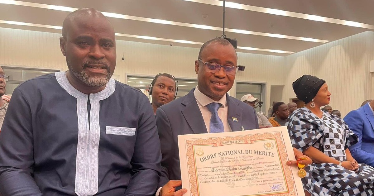 Sierra Leone Doctors Receive Certificates From Guinea For Aiding Fire Accident Victims