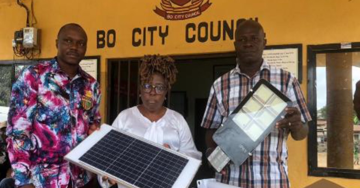 Businessman Donates 20 Solar Street Lights to Bo City Council