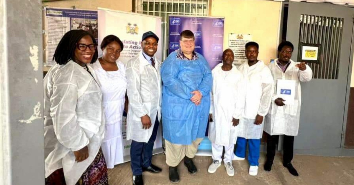 U.S. Ambassador Visits Sierra Leone’s Vector-Borne Disease Insectary and Laboratory