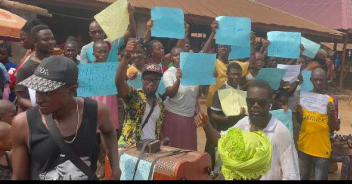 Bonthe District Residents Protest Power Outages, Demand Action From Powergen