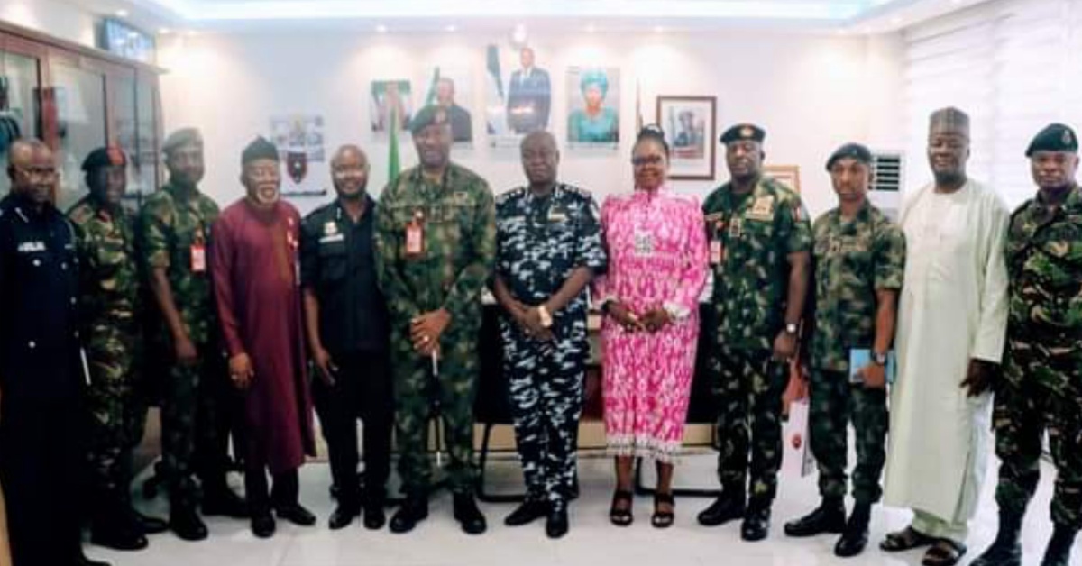 Nigerian Defence College Delegation Meets Sierra Leone Inspector General of Police