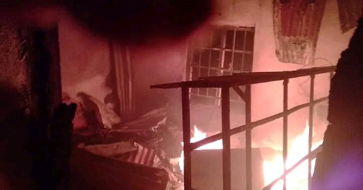 Fire Engulfs Dwelling House in Gbekor Community, Gbense Chiefdom, Kono District