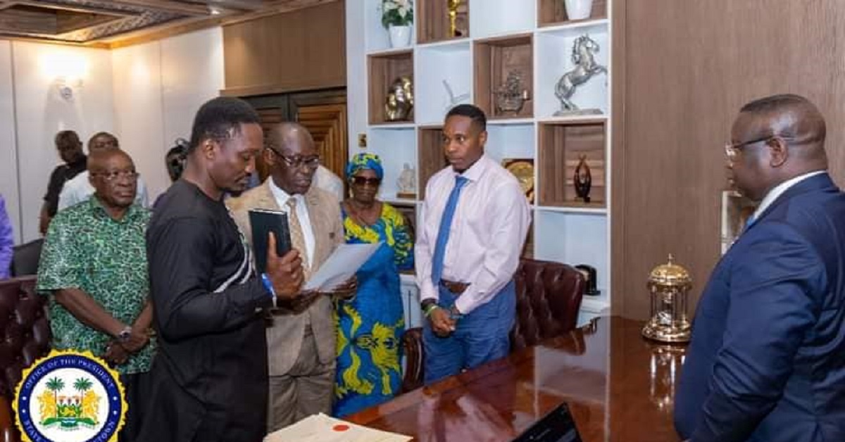 Deputy Minister of Energy II, Edmond Nonie Subscribes to Oath of Office