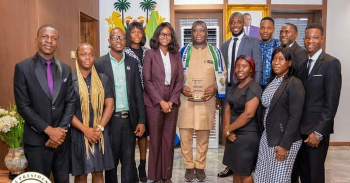 President Bio Meets with Executives of National Union of Sierra Leone Students