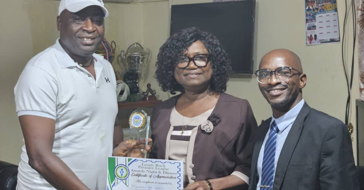 Ministry of Sports Receives Trophy for Support in 2023/2024 Premier League