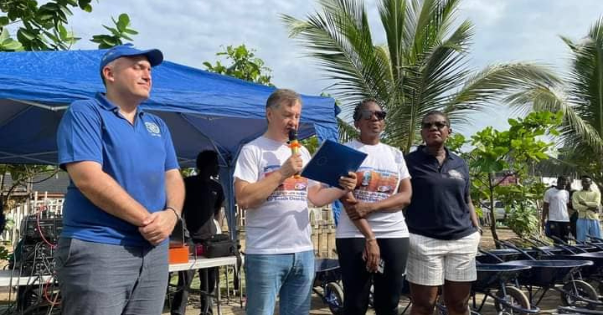 EU, Local Partners Conclude Beach Clean-Up Day at Lumley Beach