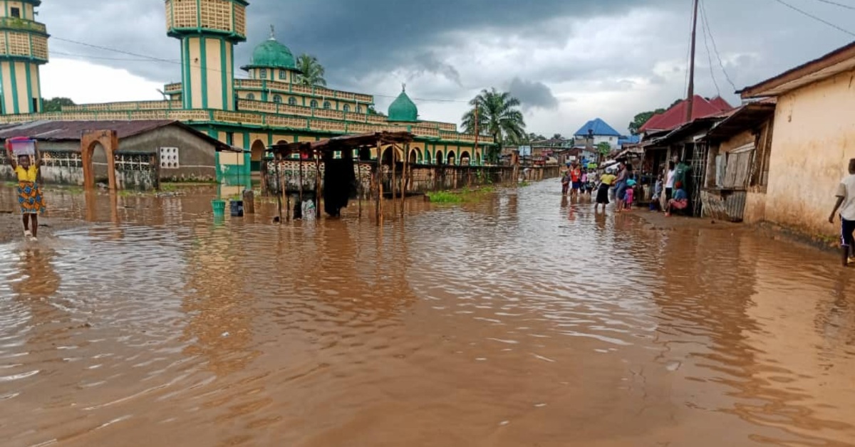 Heavy Rainfall Floods Gbense Market in Koidu City