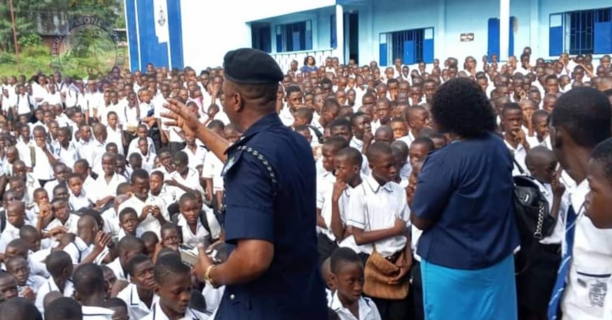 Police Engage Over 1,000 Students at Methodist Boys’ High School in Law and Discipline Outreach