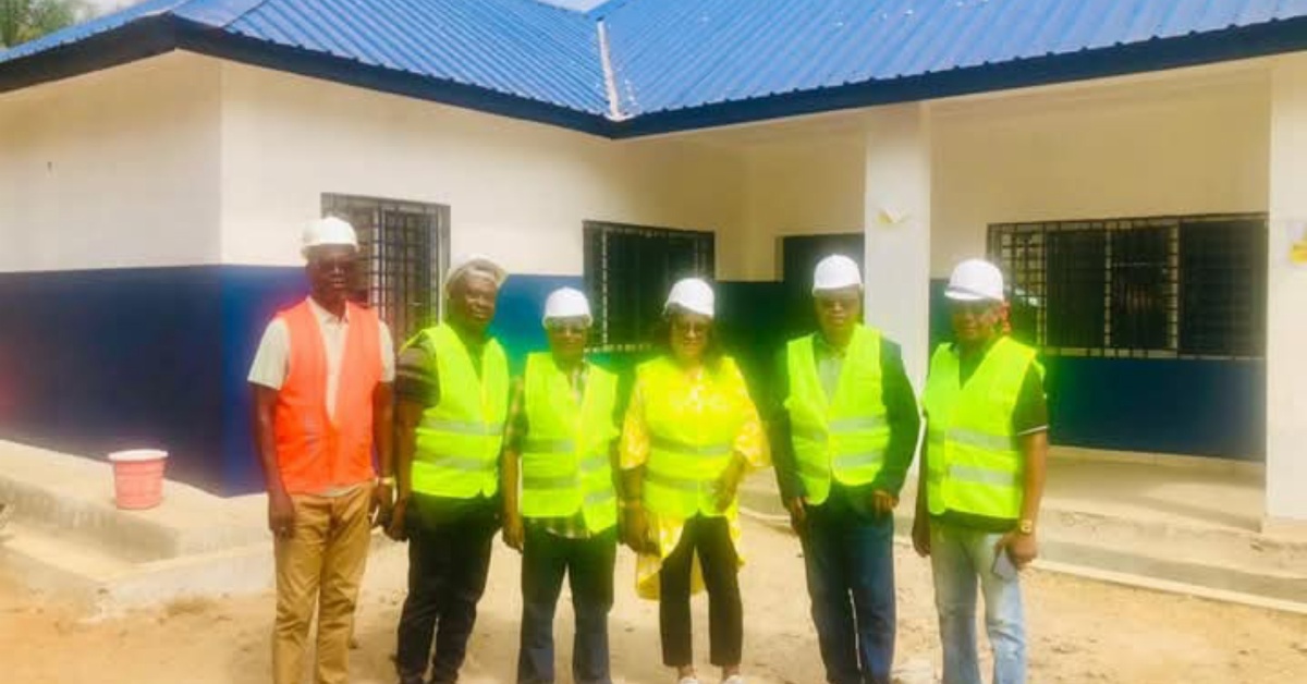 Minister of Social Welfare Leads on the Spot Visit to Post-Ebola Recovery Social Investment Fund project sites