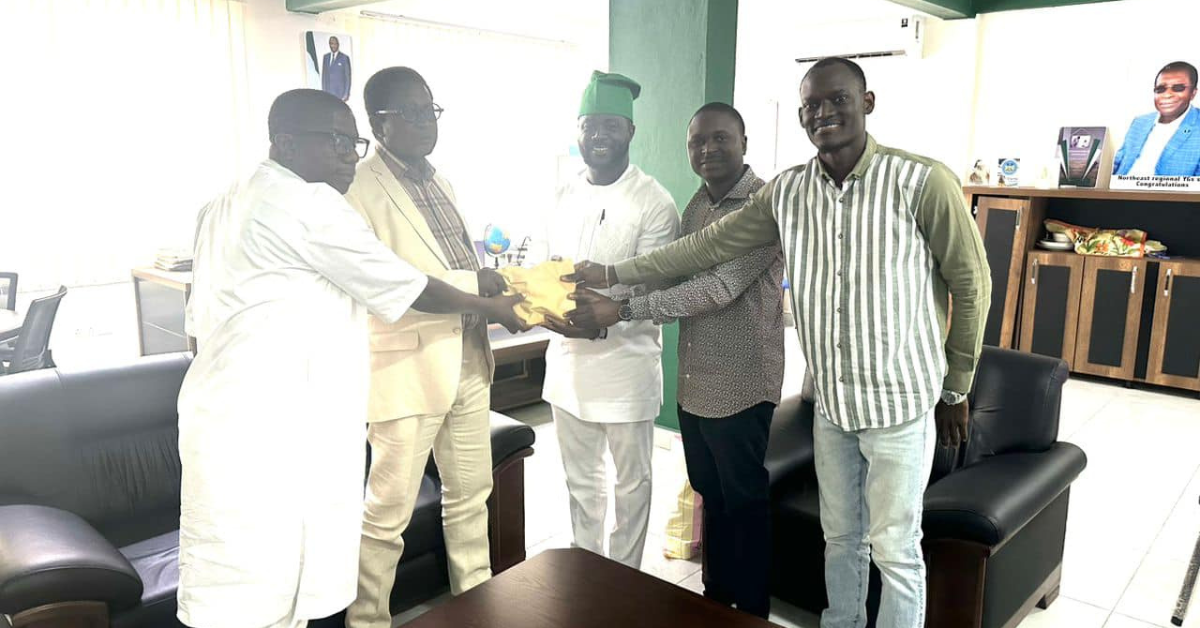 SLPP Press Attaches Donate NLE 100,000 to UNITY Newspaper