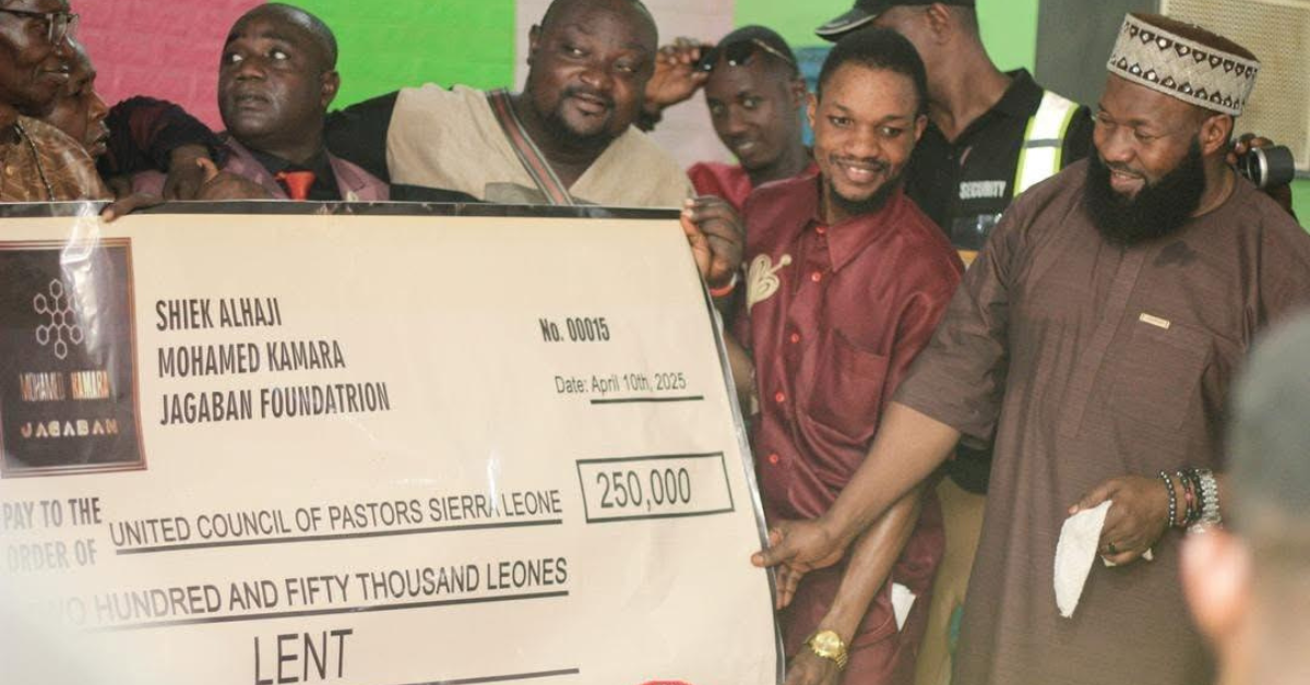 APC Politician Jagaban Donates NLe250 Million to Sierra Leone Council of Pastors