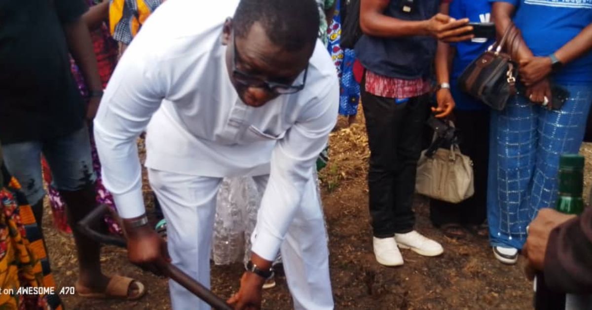 APC’s Dr Ibrahim Bangura Turns Sod for Wanjama Women’s Village in Pujehun